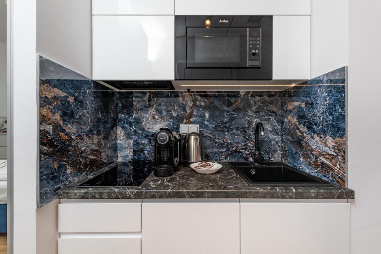 Kasprzaka 29 B-C By Homeprime Варшава Екстер'єр фото